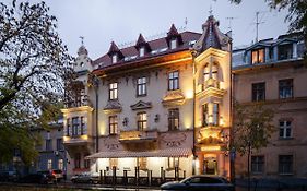 Chopin Hotel Lwów Exterior photo